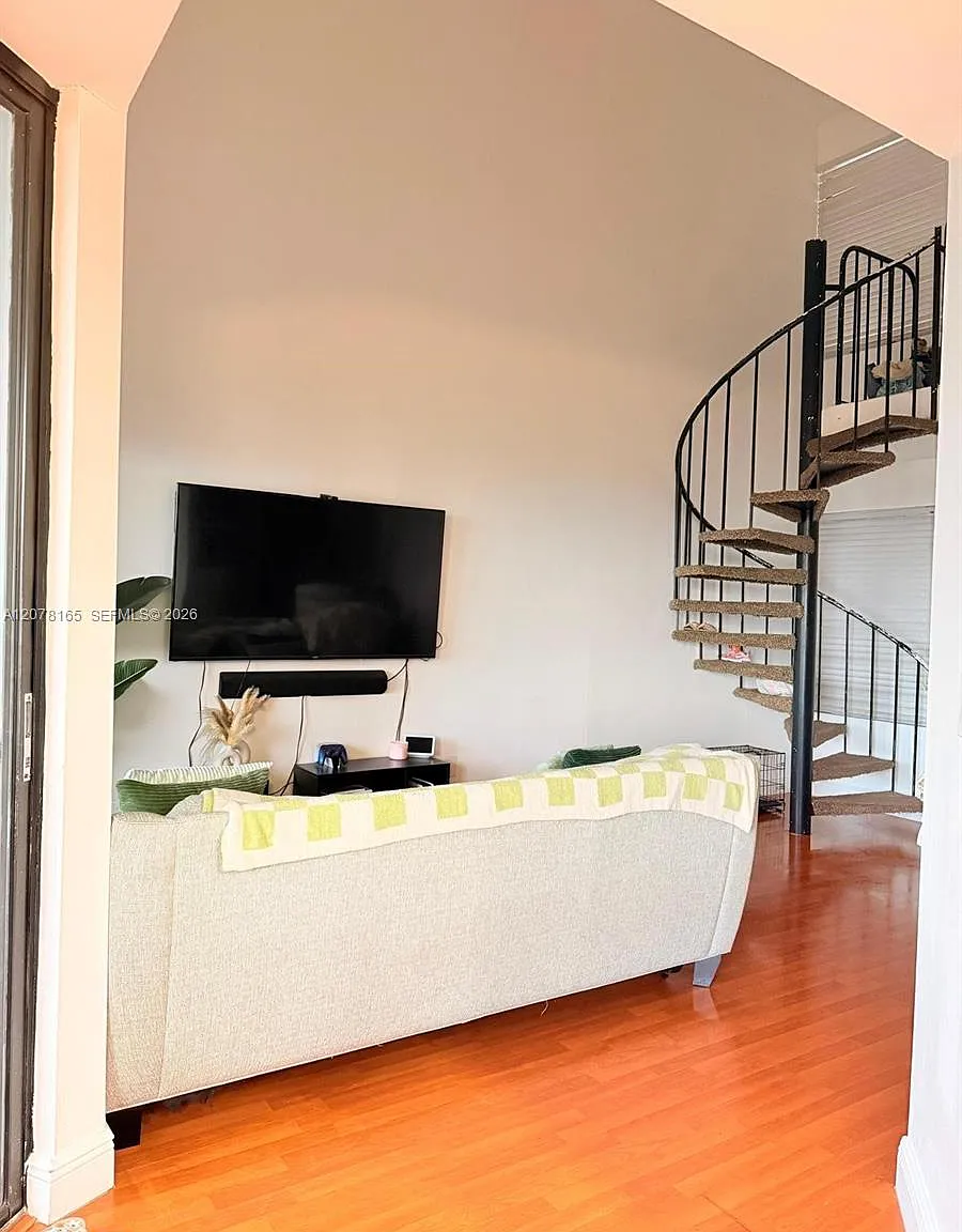 Verabella Falls Condo — Photo 2