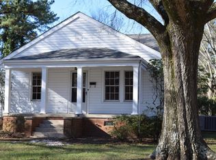261 E McNeely Ave, Mooresville, NC 28115