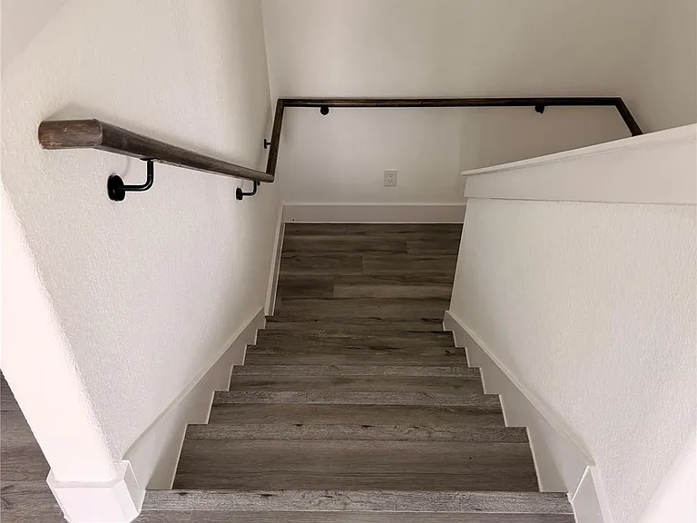 4436 Aledo St — Photo 16