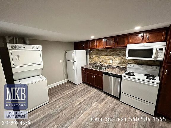 4th image of 1813 Oxford Ave SW #B