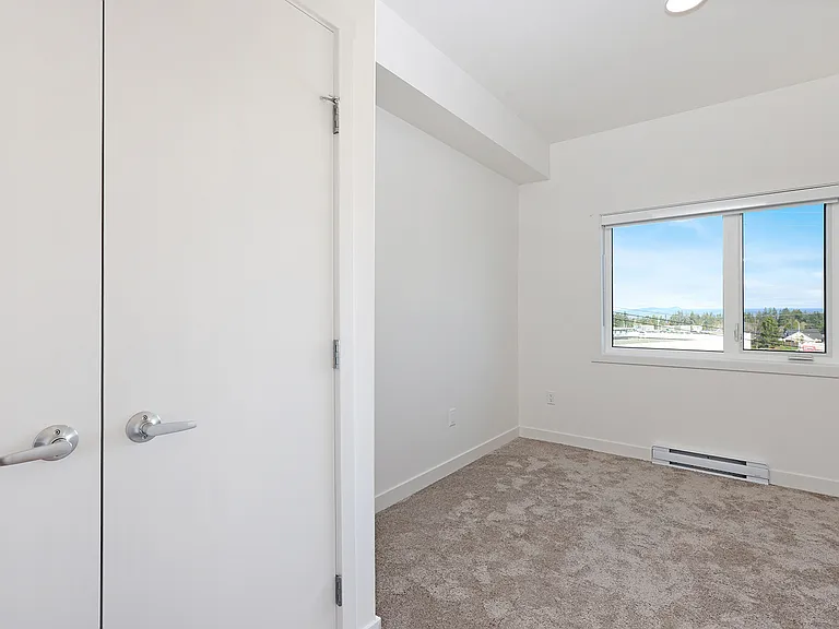 411 Wembley Rd — Photo 23