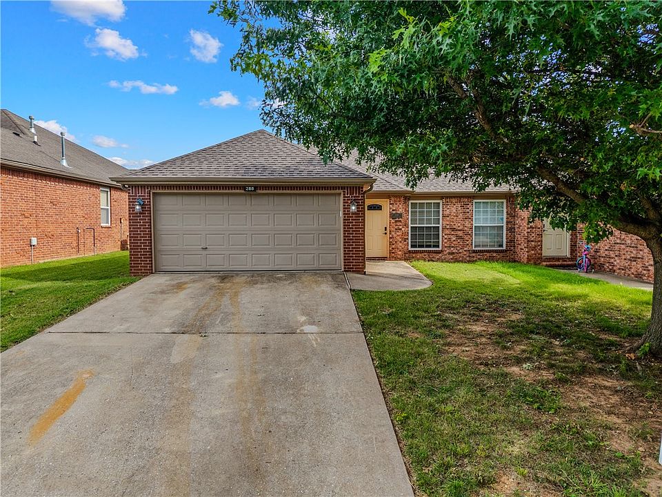 1st image of 286-288 Copper Oaks Dr