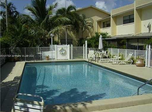 3rd image of 2126 NE 44th St #9