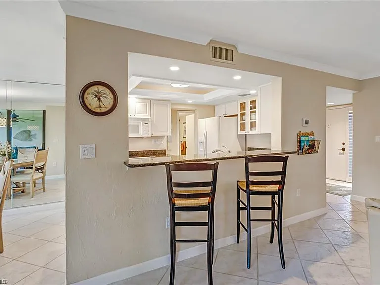 10475 Gulf Shore Dr #114 — Photo 18