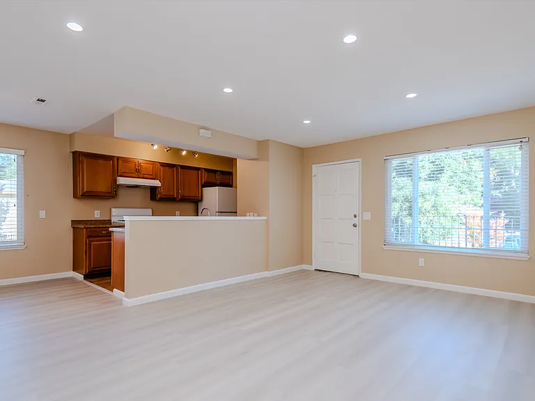 194 Bean Creek Rd — Photo 1