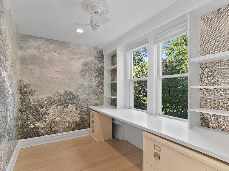 1031 Wesley Ave #1 — Photo 7