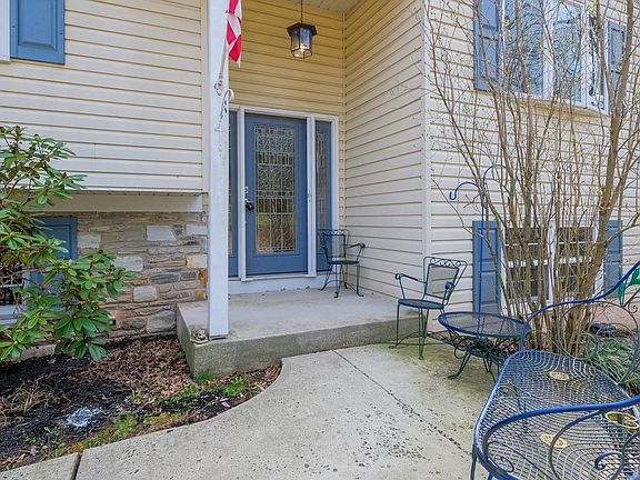4th image of 791 Griffiths Rd