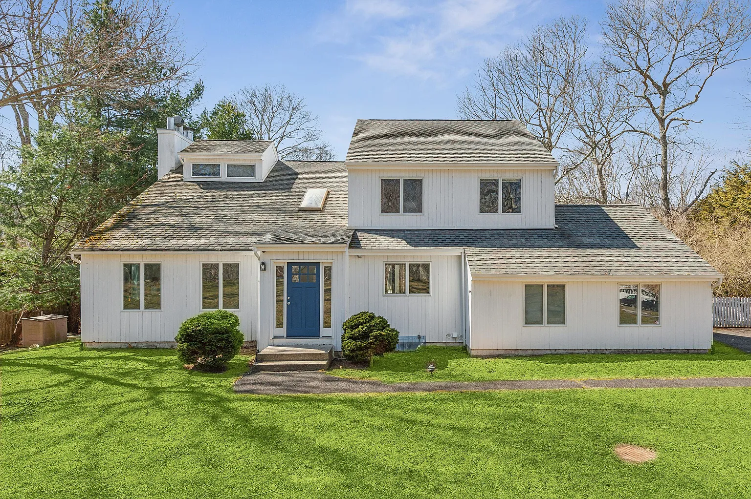 7 White Oak Ln photo 1