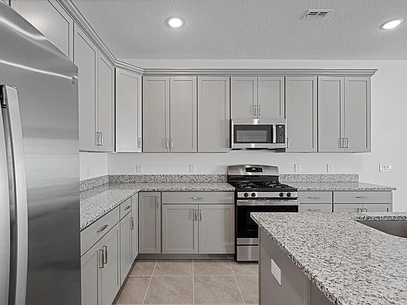 3rd image of 15148 Blue Peacock Ln #1