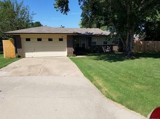 1104 Williams Ct, Claremore, OK 74017