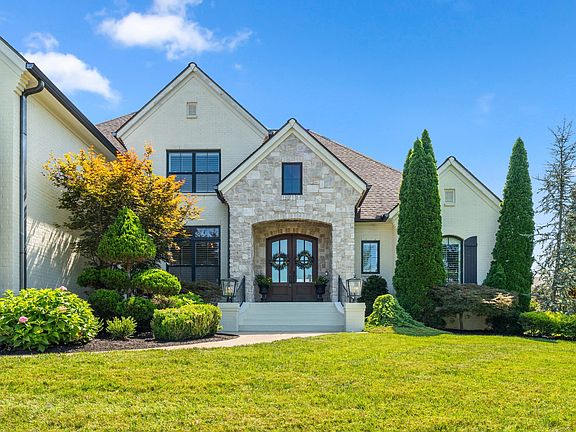 3rd image of 1923 Rolling Creek Dr