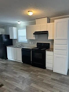 29 - 29 PLZA — Photo 2