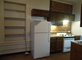 7 N Main St APT 2, Sandwich, IL 60548