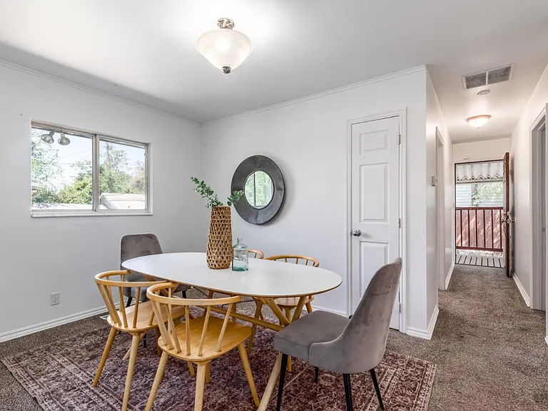 265 E Browning Ave — Photo 13