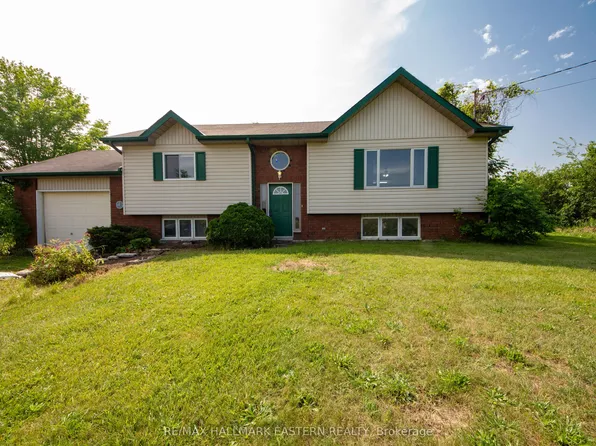 945 Highland Rd, Selwyn, ON K0L 1H0
