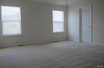 2nd image of 940 King Way