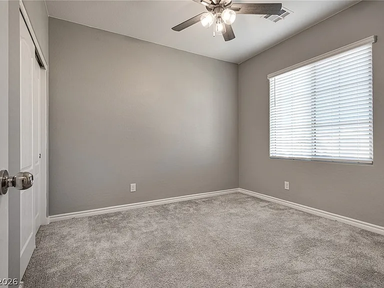 12321 Silvana St — Photo 46