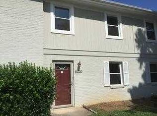 5719B Bramblegate Dr, Greensboro, NC 27409