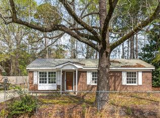 445 Robin Dr, Goose Creek, SC 29445