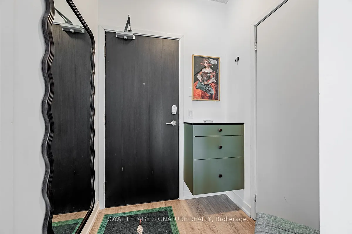 Building Photo - 200 Sackville St #1207