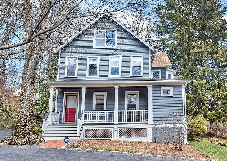 1st image of 145 W Hartsdale Ave