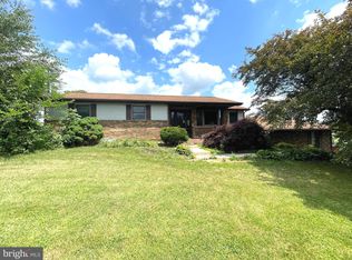 75 Clay Rd, Carlisle, PA 17015