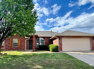 1920 NW 173rd St, Edmond, OK 73012