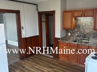 15 Hampshire St #2, Auburn, ME 04210