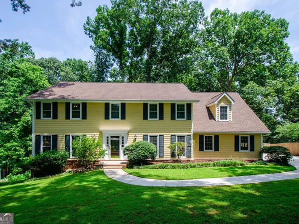 4503 Rivercliff Dr SW, Lilburn, GA 30047