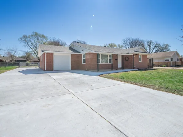 1742 N Meridian Ave, Wichita, KS 67203