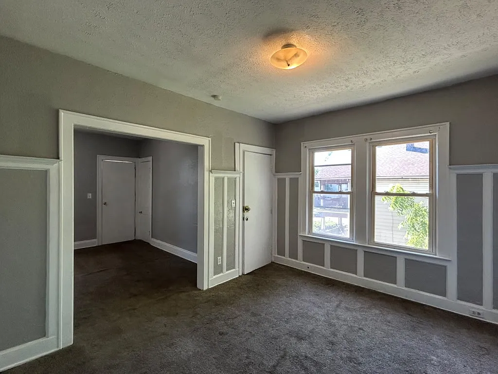 3 bed, 1100 sqft, $1,025 — Photo 4