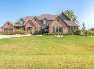6705 E 86th Pl N, Owasso, OK 74055