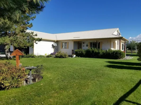 4538 Sunny Ln, Stevensville, MT 59870