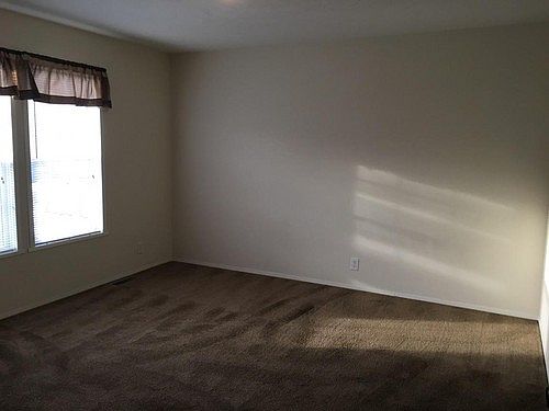 4th image of 1332 Sweetbay Dr