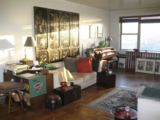 Sold by Douglas Elliman | media 14