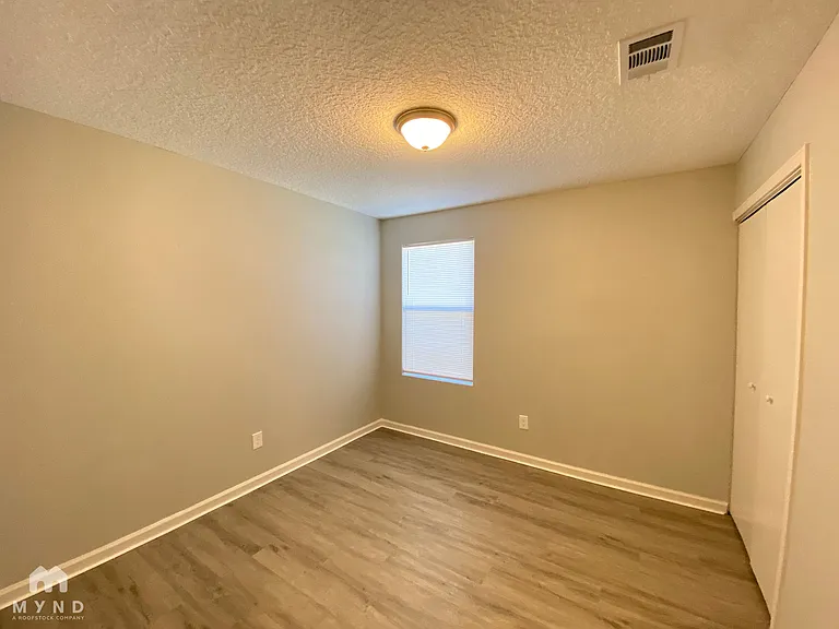 11053 Campus Heights Ln — Photo 8