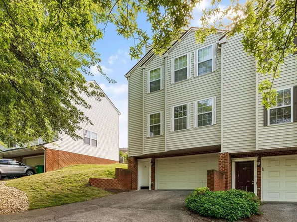 55 Gold Leaf Dr NW, Christiansburg, VA 24073