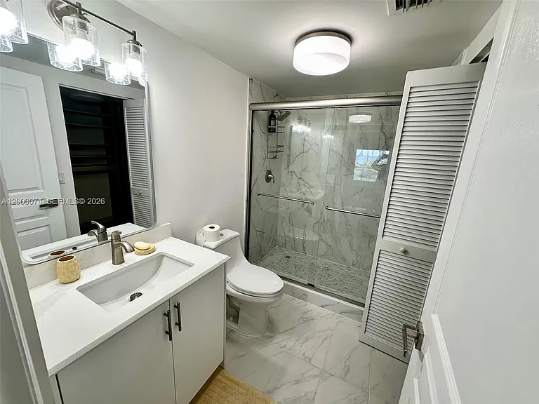 8925 Collins Ave #2J — Photo 34
