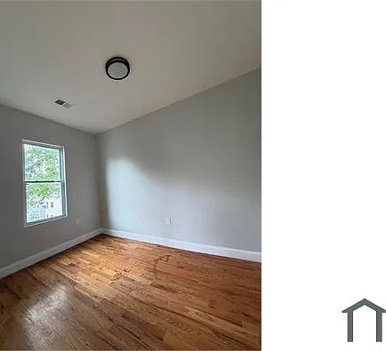 3 bed, $2,500 — Photo 2