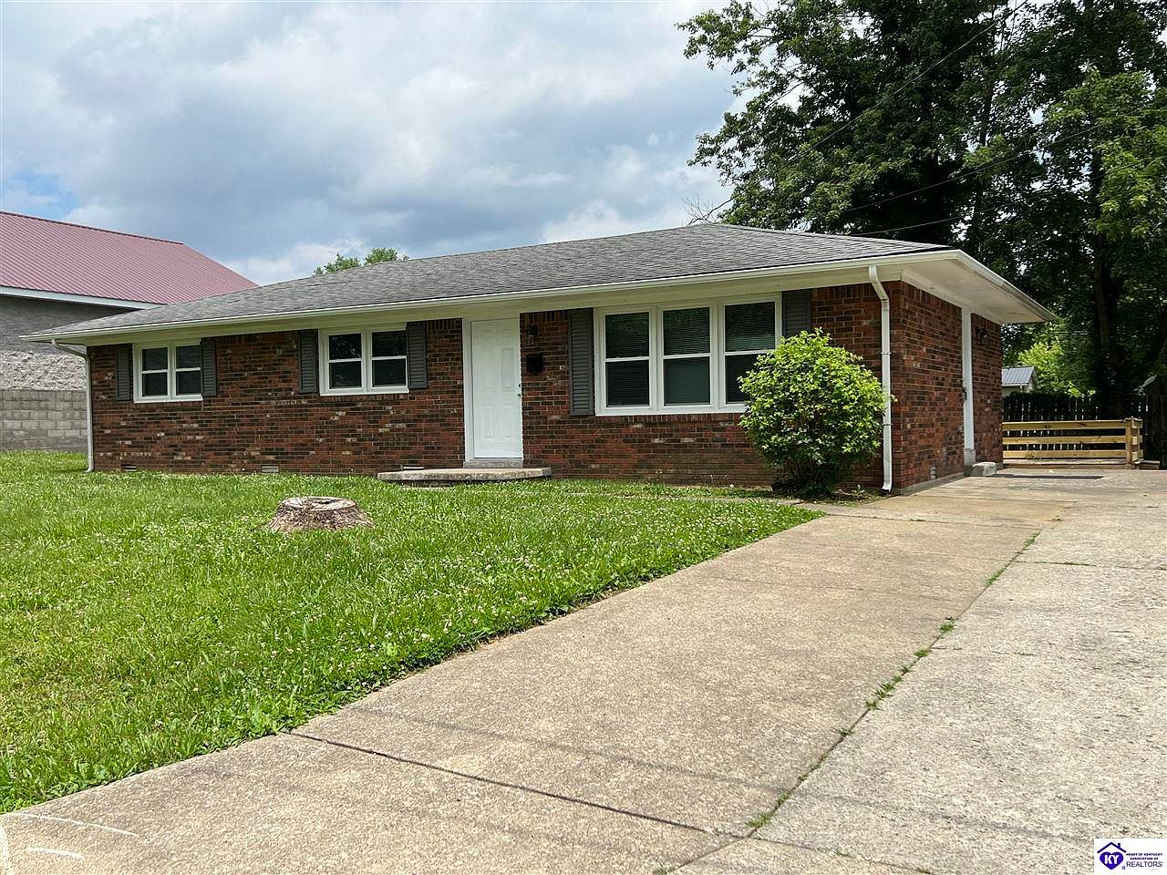 107 Cubbage St, Leitchfield, KY 42754 | Zillow