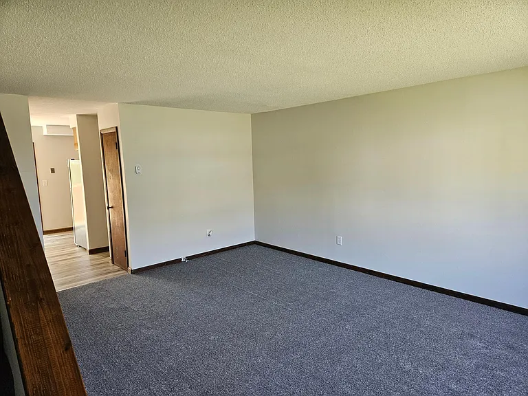 123 Rhoda Ln #125 — Photo 3