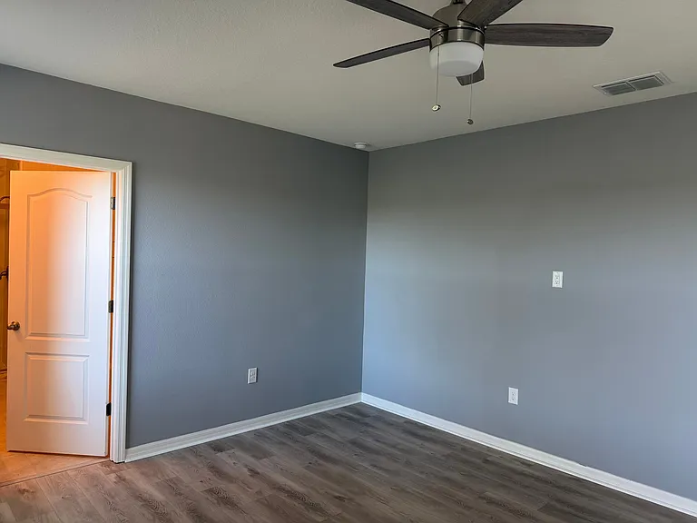327 Lazio Cir — Photo 11