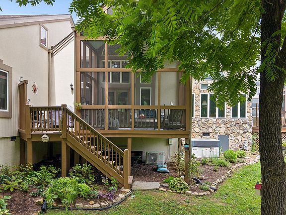 3rd image of 9934 Cattails Meadow Ln