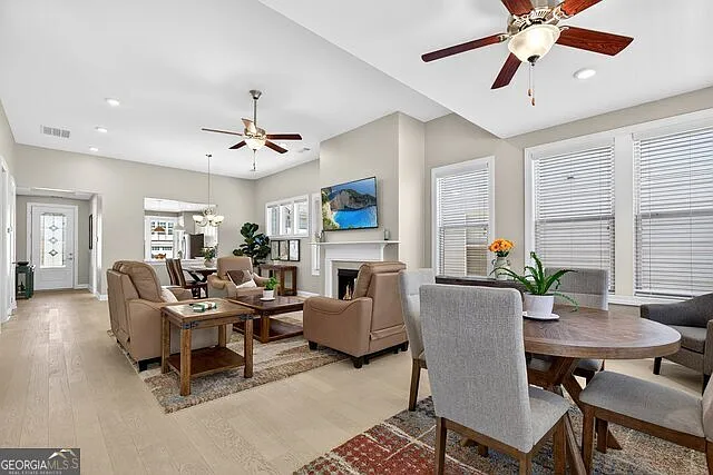 133 Iron Oak Dr — Photo 17