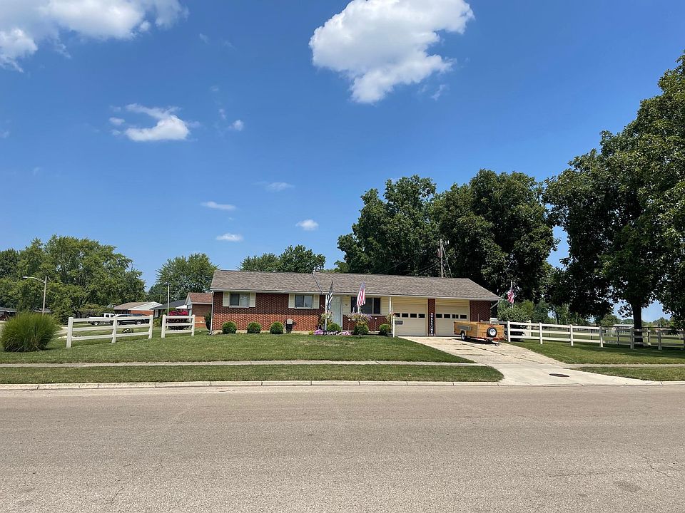 Ideal location next to Helke Park.