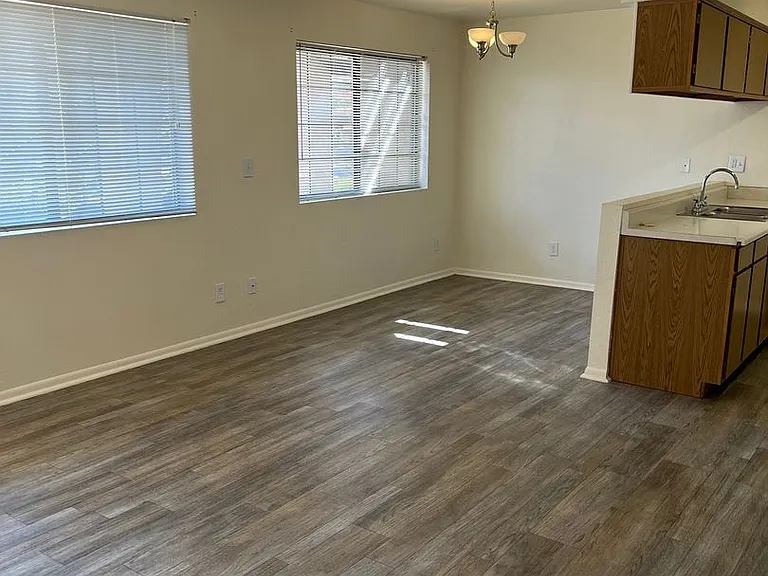 Shadowbrook Apartments-Scenic Living in Sedona — Photo 12