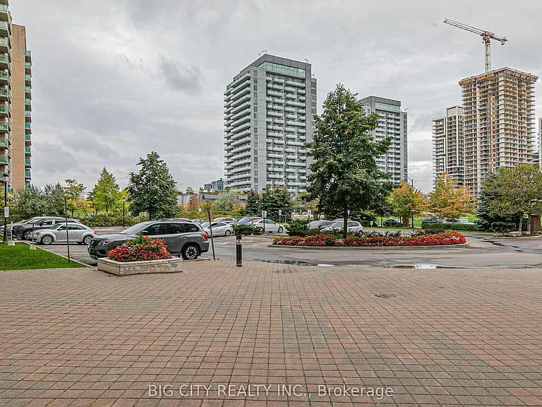 23 Oneida Cres #1206 — Photo 21