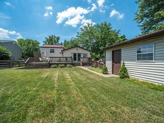 5th image of 626 Deerfield Dr