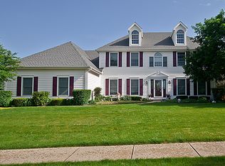 503 Bailey Dr, Batavia, IL 60510
