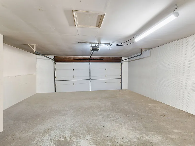 Oversized 2-car garage off mud room